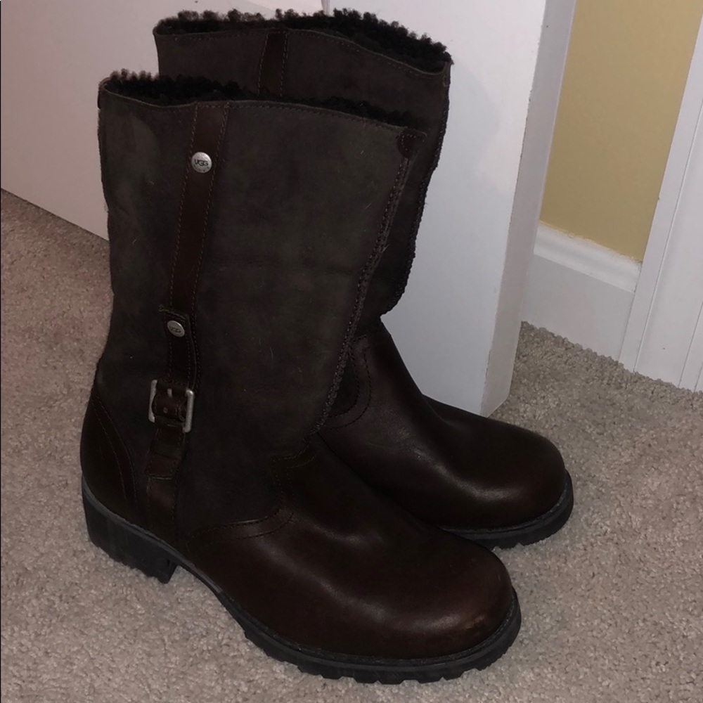 Women’s size 7.5 UGGS. Brown leather and sheepskin